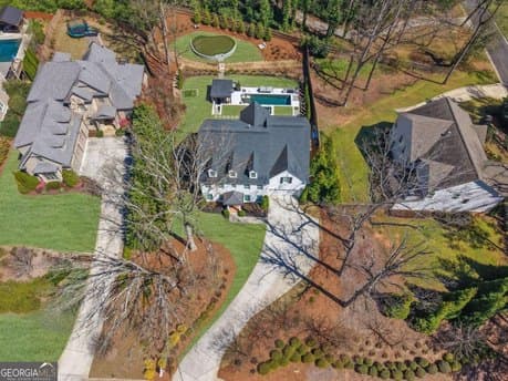 5849 Long Island Dr NW