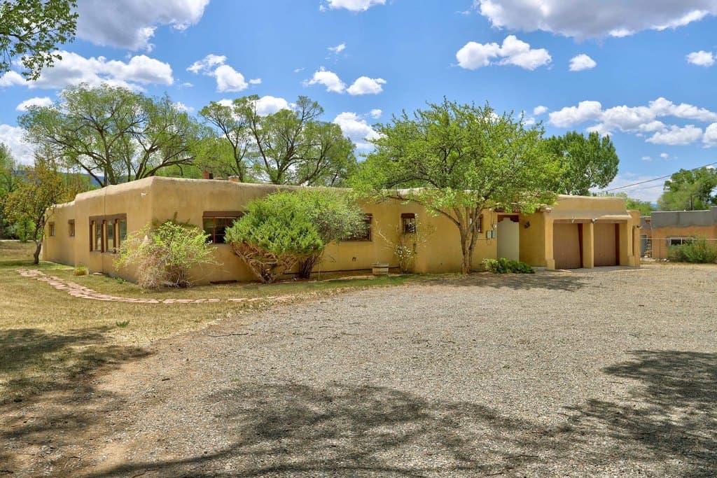 315 Theodora St, Taos