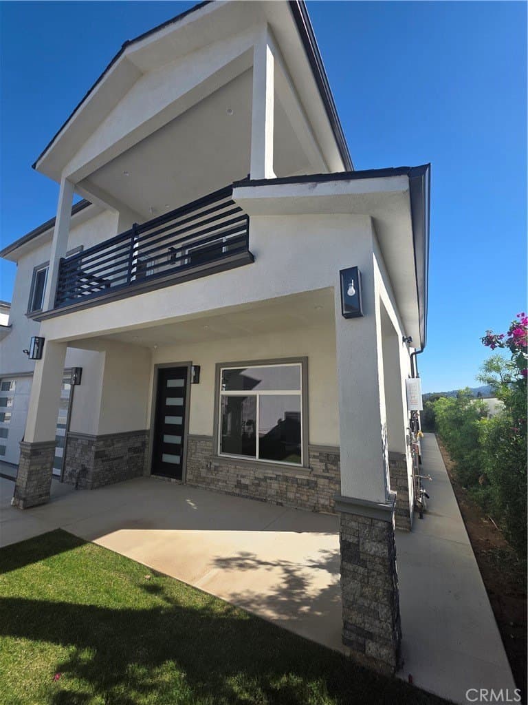 2128 W 238th St, Torrance