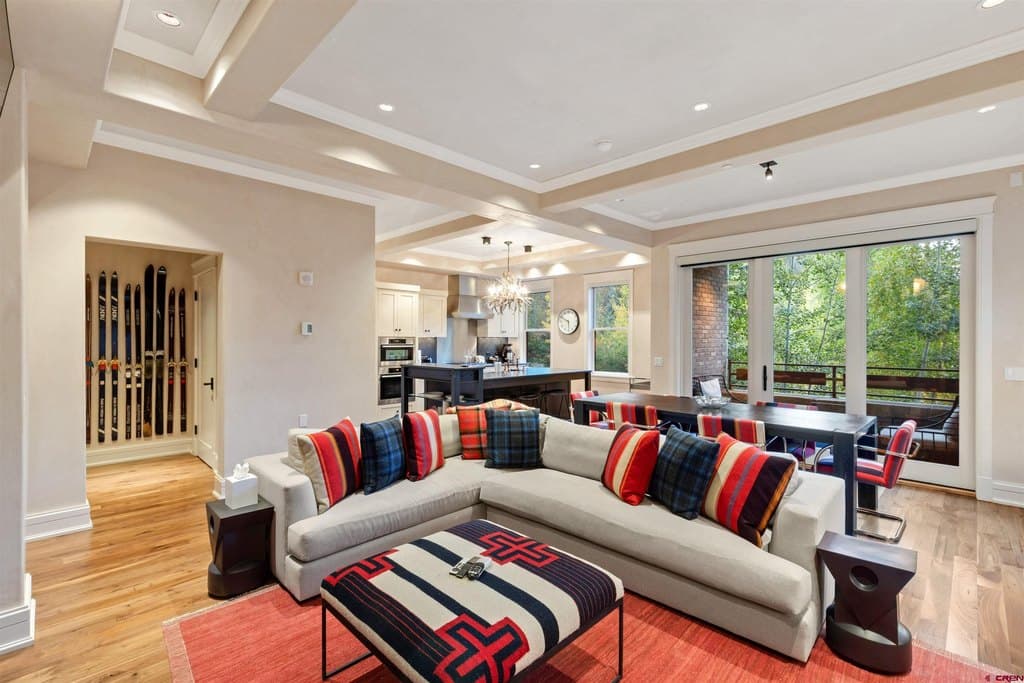 398 S Davis St Unit SW201, Telluride