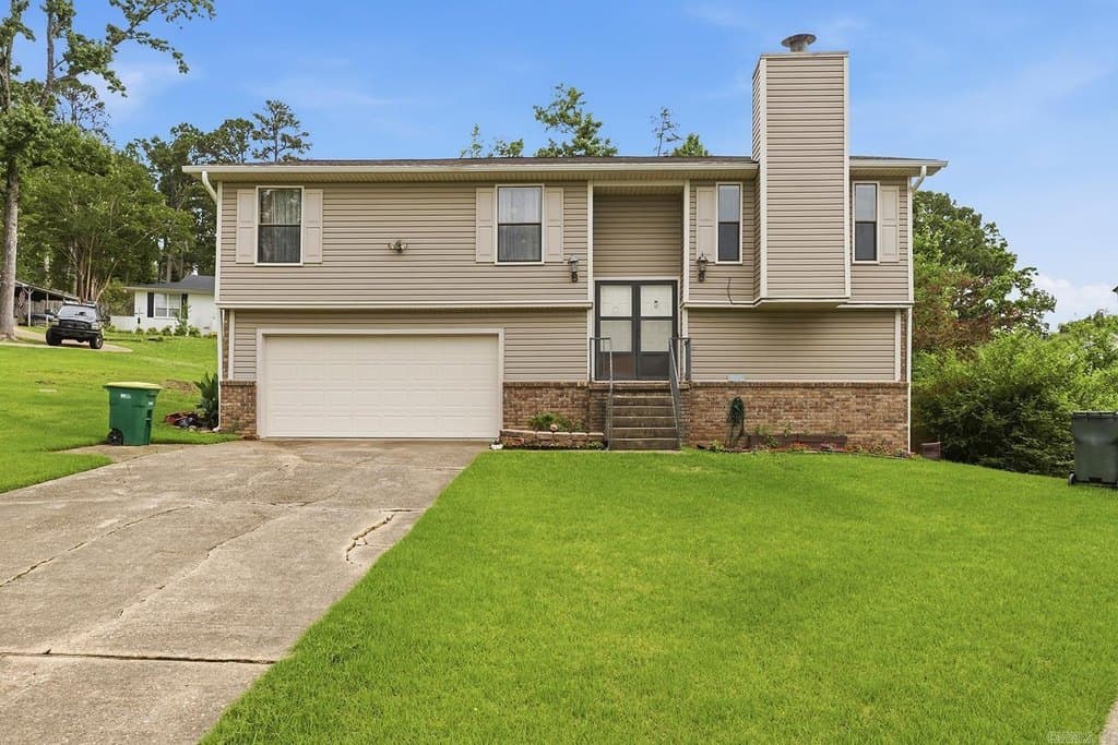 15 Red Maple Ct, Little Rock