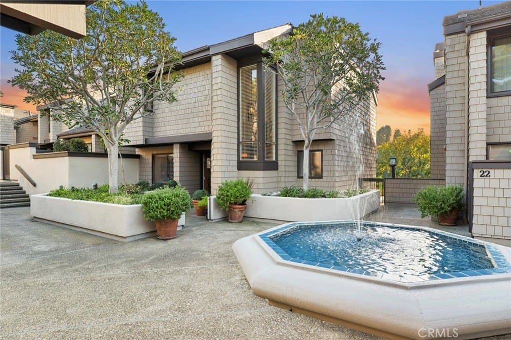 24 Canyon Island Dr, Newport Beach