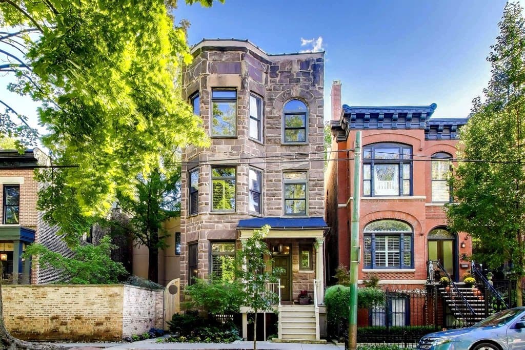 907-909 W Webster Ave