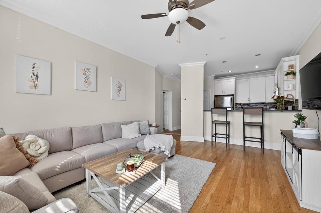 1115 Willow Ave Apt 213, Hoboken