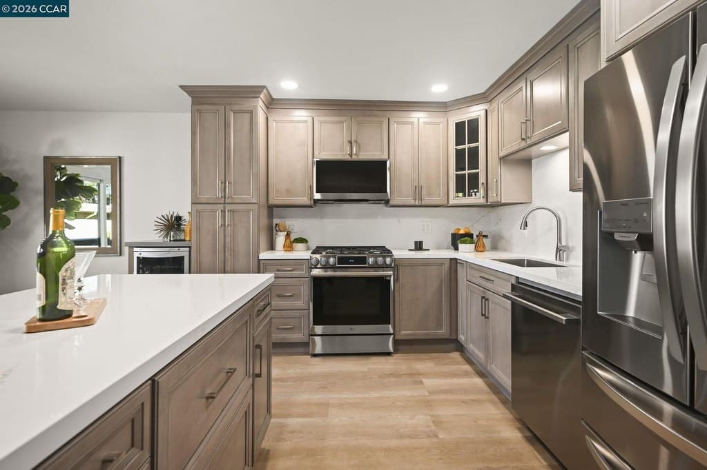 1508 Canyonwood Ct Apt 12, Walnut Creek