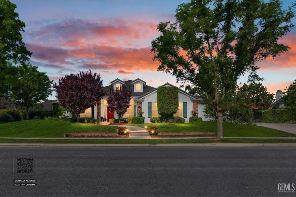 1907 Heaton St, Bakersfield