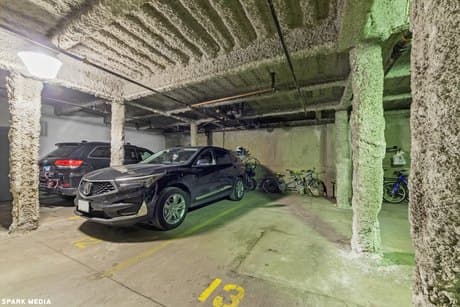 1215 W Gunnison St Unit P13