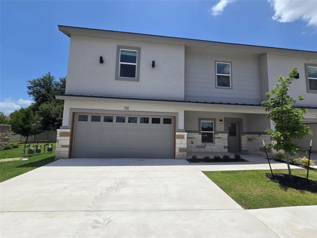 2105 Tiger Trl Unit 701, Round Rock