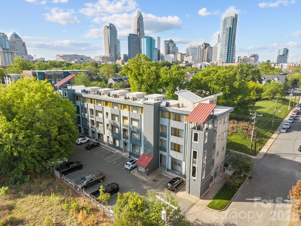 514 W 10th St Unit 403, Charlotte