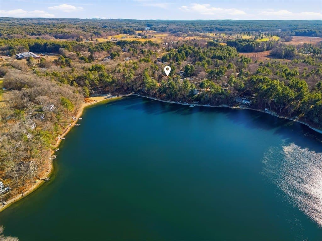 32 Bolton St, Concord