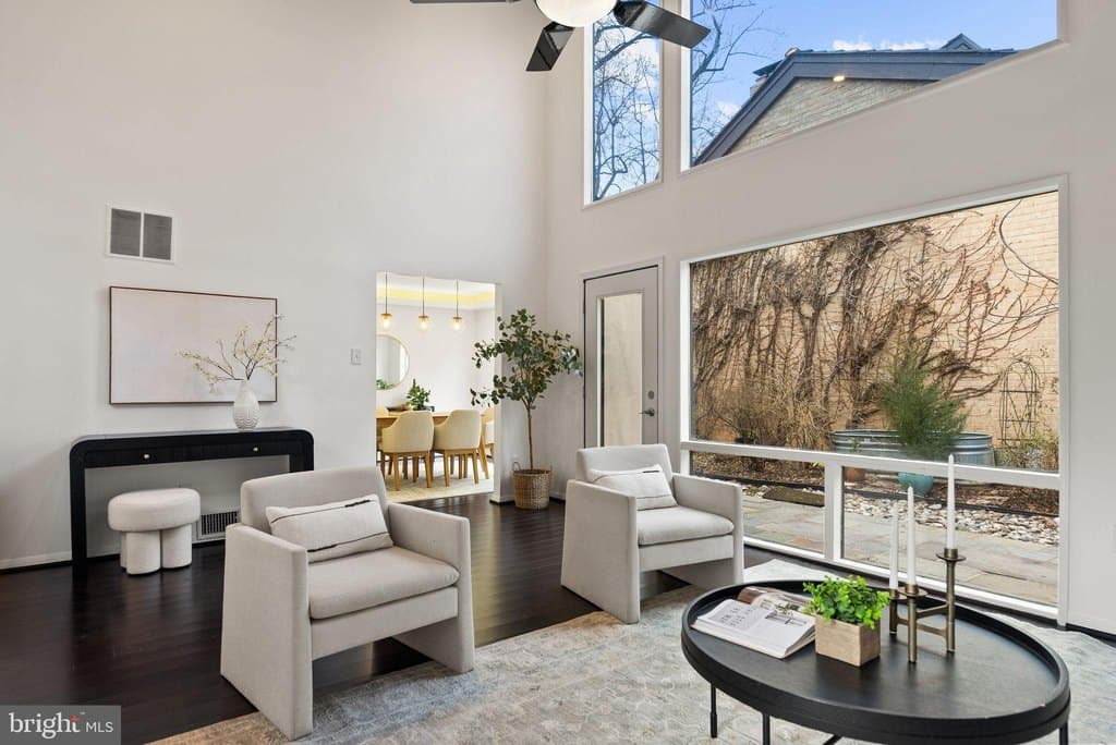 6305 Contention Ct, Bethesda