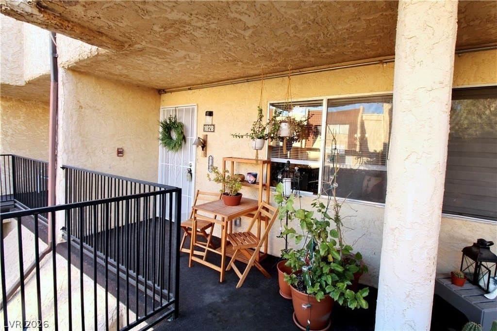 1303 Darlene Way Apt 102B, Boulder City