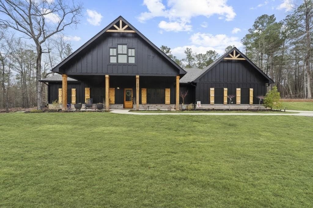 1231 Spinnaker Rd, Buckhead