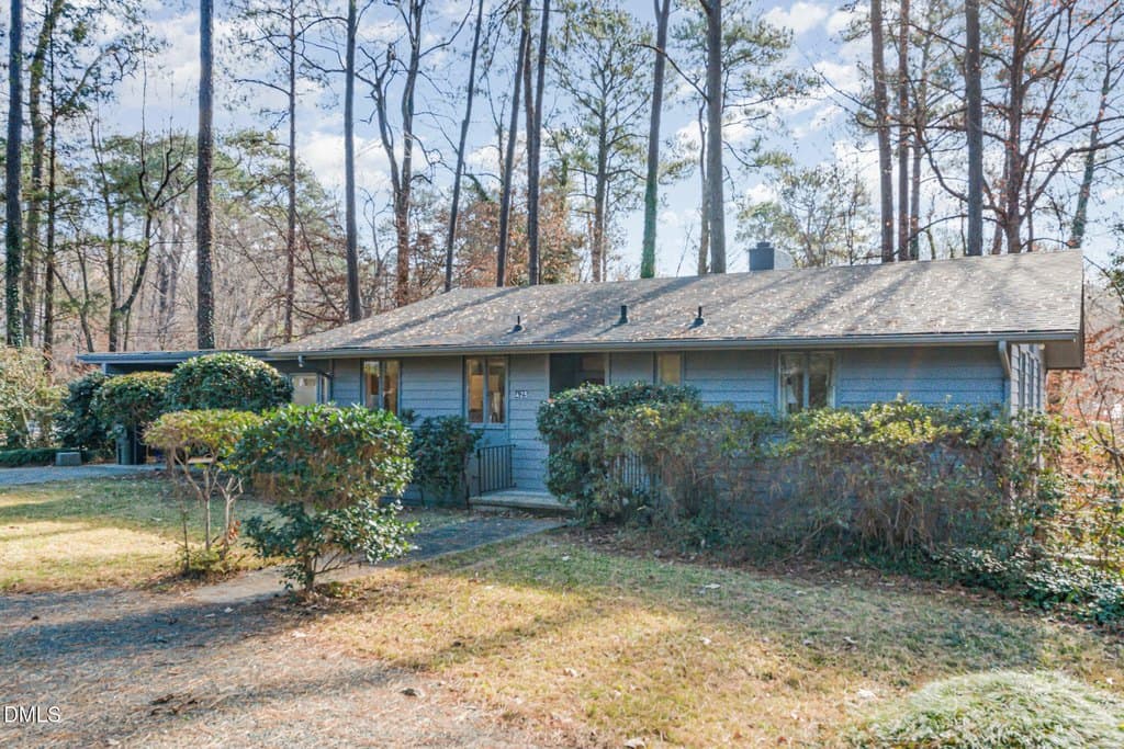 425 Brookside Dr, Chapel Hill