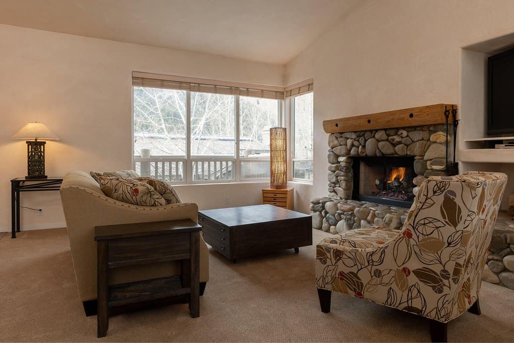 215 River Ridge Ln Unit B, Ketchum