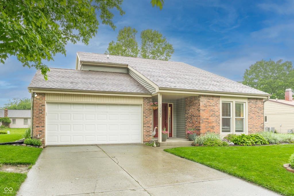 12002 Corbin Dr, Fishers