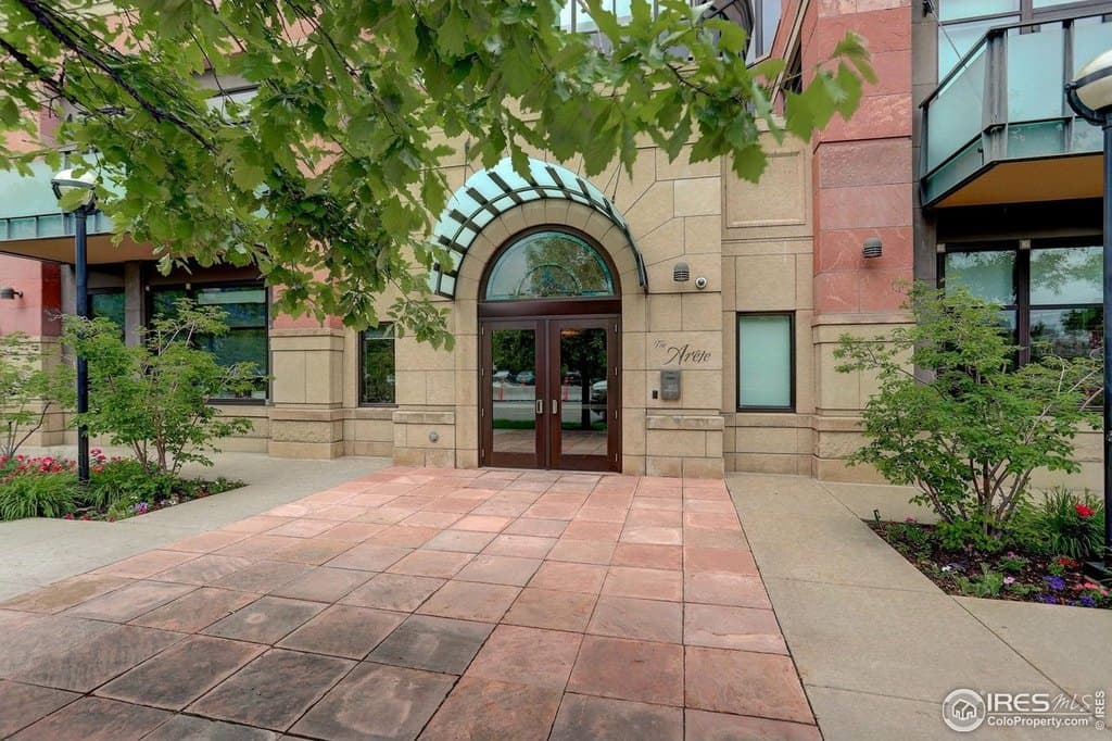 1077 Canyon Blvd Unit 211, Boulder