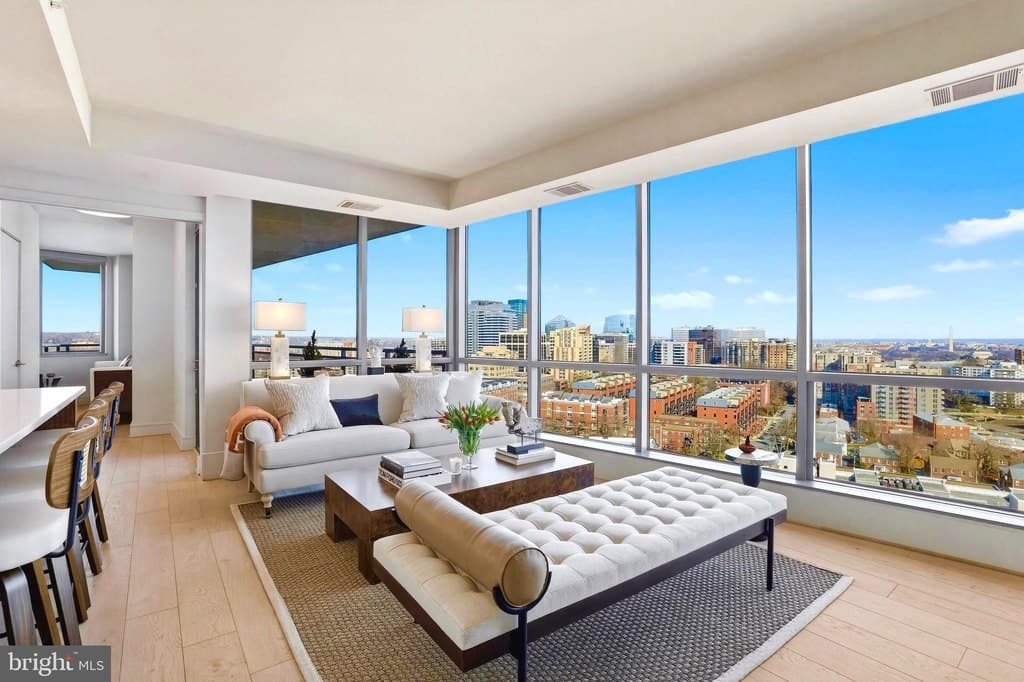 2001 15th St N Apt 1204, Arlington