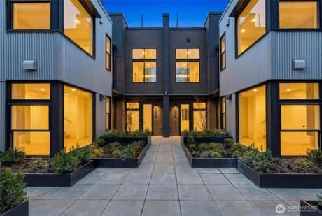 2016 Fairview Ave E Unit A