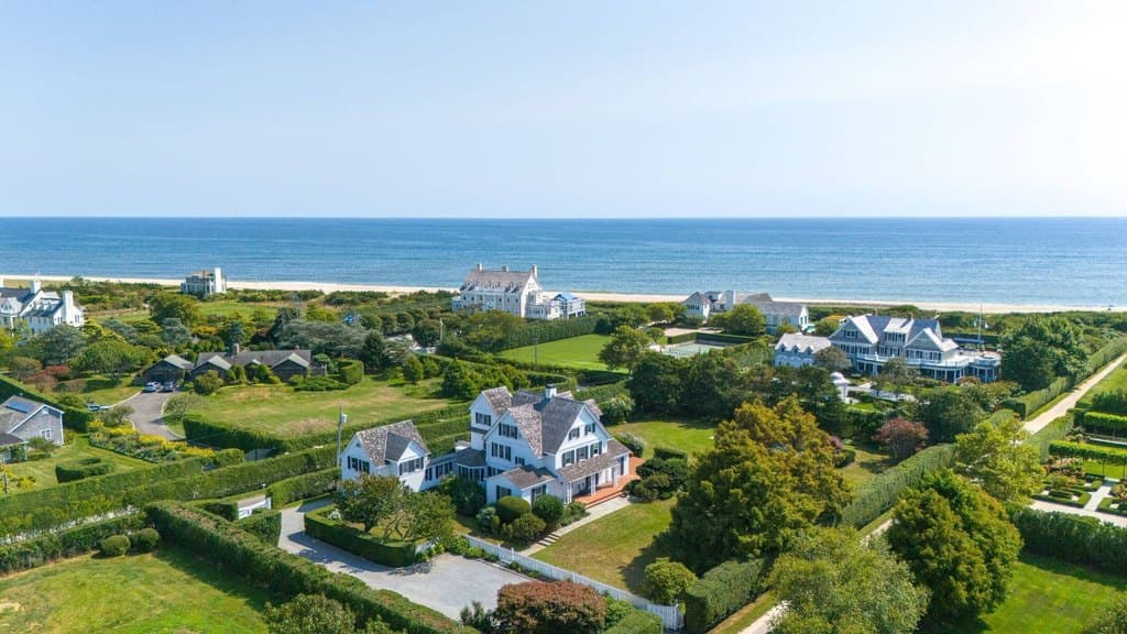 3 Fair Lea Road /Gin Ln, Southampton