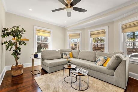 24 Prescott St Apt 1