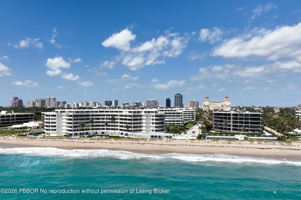 100 Sunrise Ave Apt 223, Palm Beach