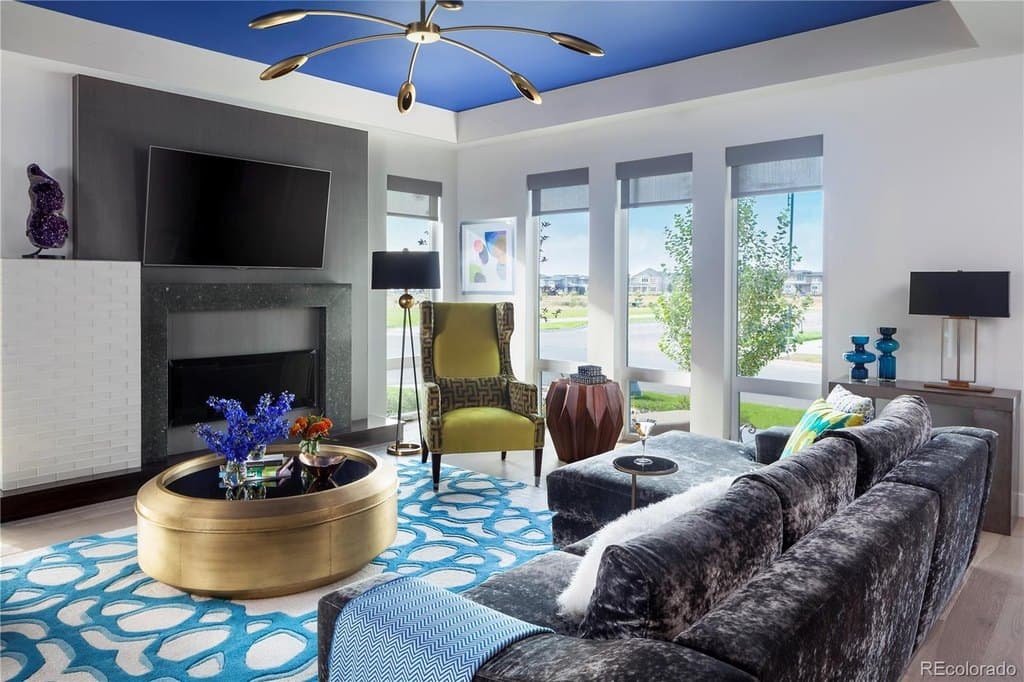 8204 E 51st Ave, Denver