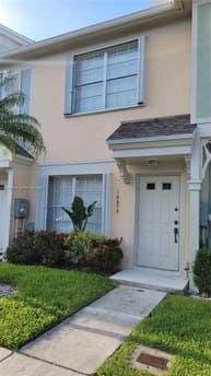16679 Hemingway Dr