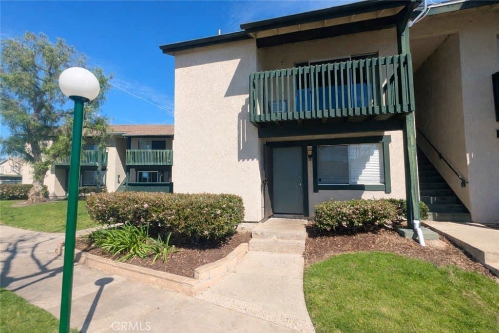 23232 Orange Ave Apt 1, Lake Forest