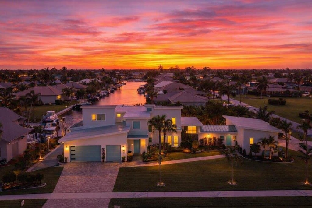 255 Columbus Way, Marco Island