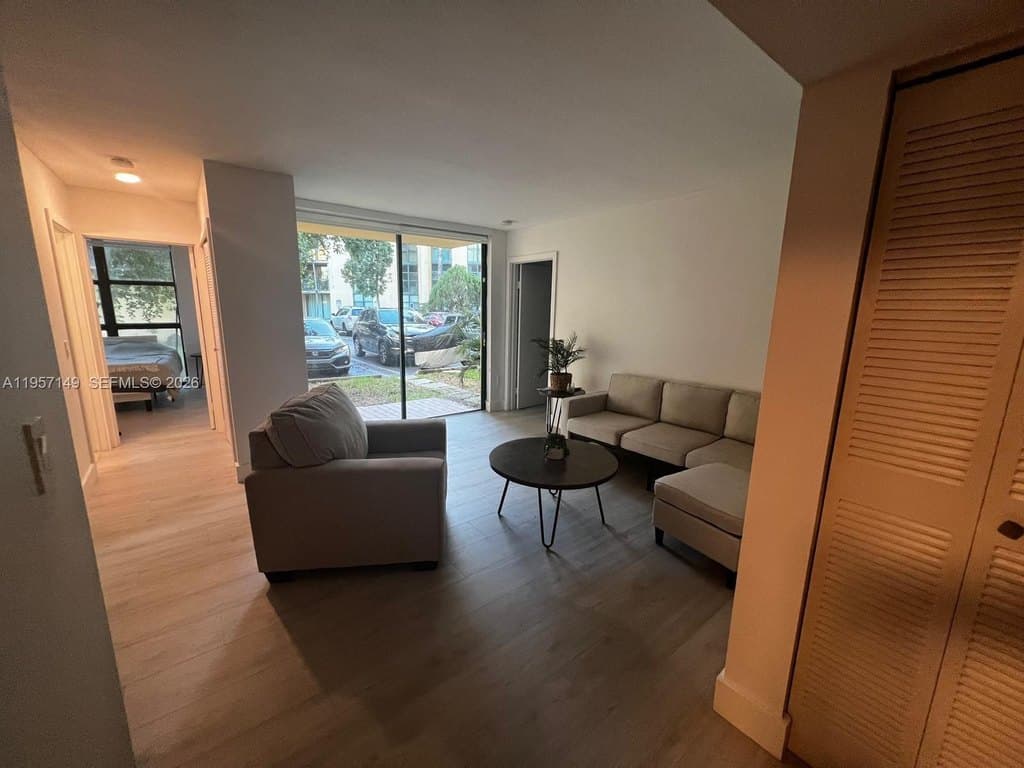 11750 SW 18th St Unit 125-1