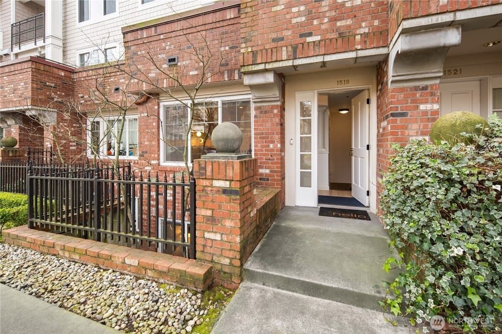 1519 NW 57th St, Seattle