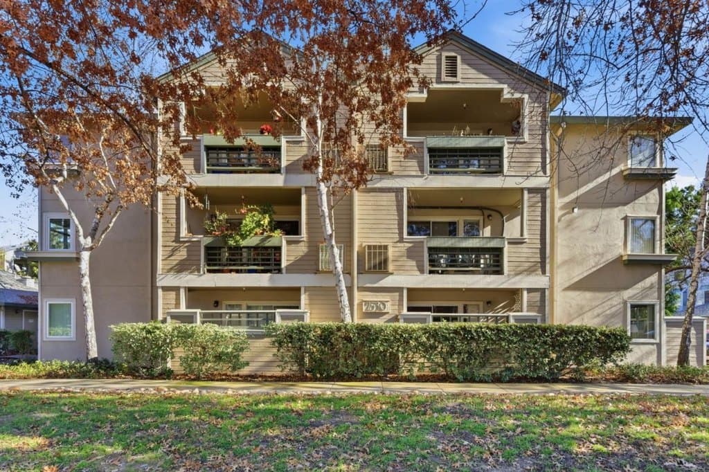 2530 Oak Rd Apt 200, Walnut Creek