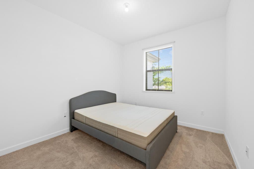 534 SW 19th Ter, Fort Lauderdale