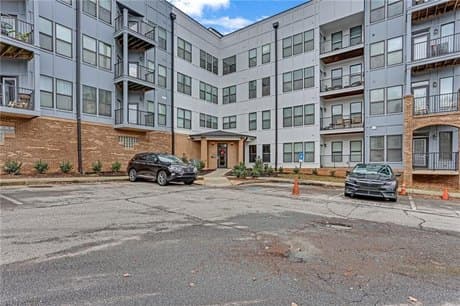 898 Oak St SW Unit 3227