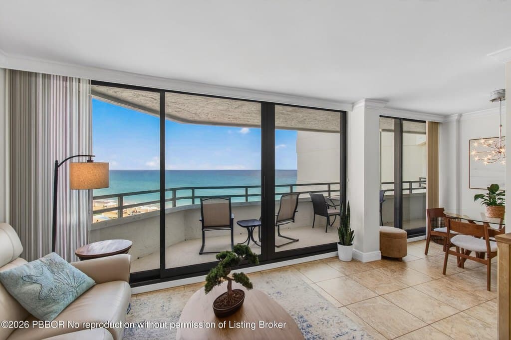 3560 S Ocean Blvd Apt 602, Palm Beach