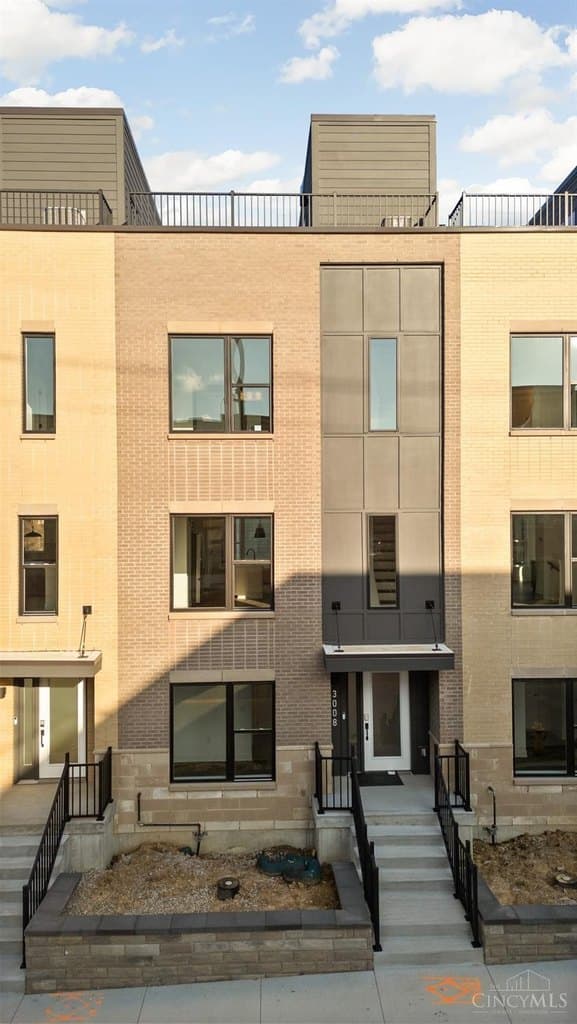 3008 Woodburn Ave, Cincinnati