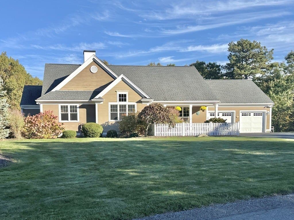 54 Overlook Cir, Plymouth