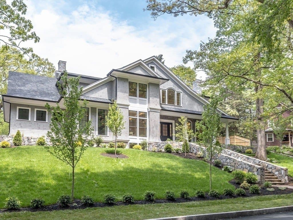 101 Alban Rd, Newton