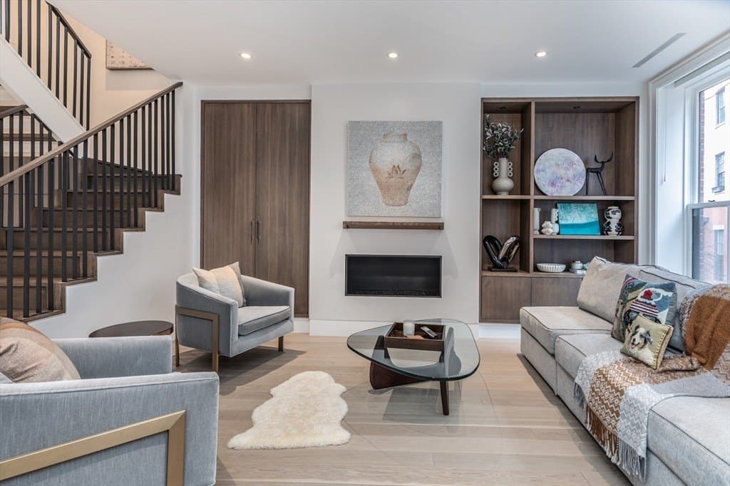 47 Hancock St Apt 2, Boston