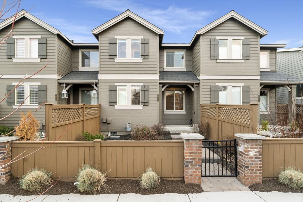 20779 Boulderfield Ave, Bend