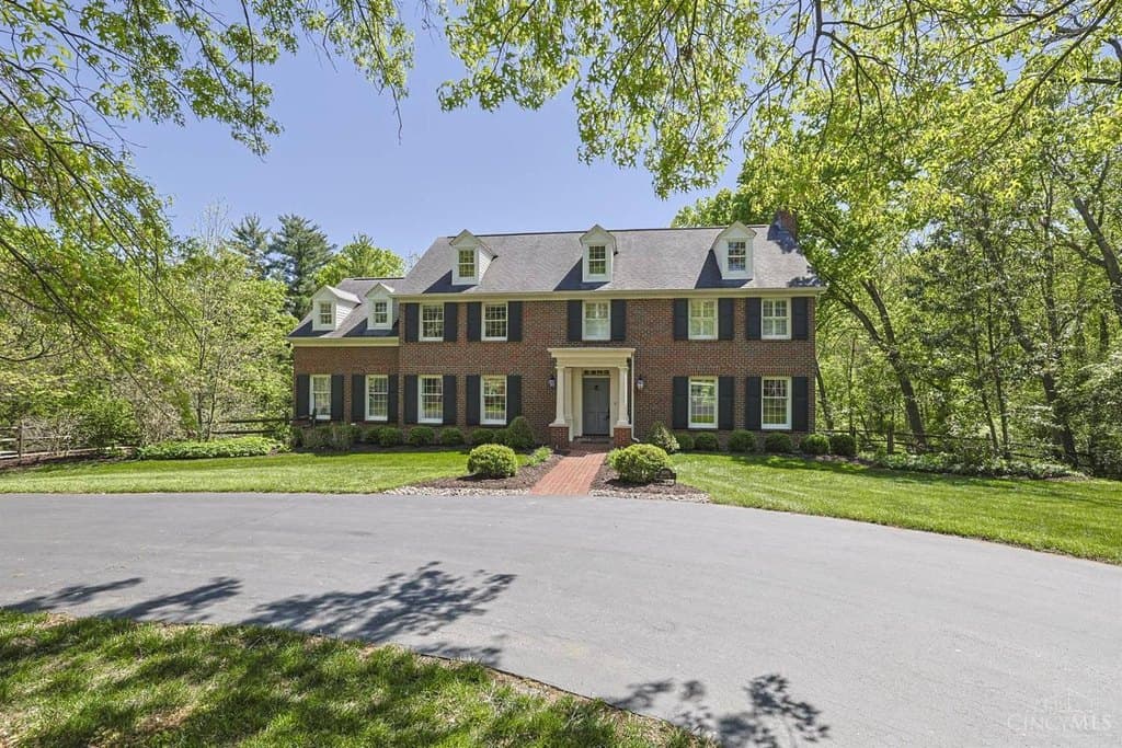 8095 Graves Rd, Indian Hill