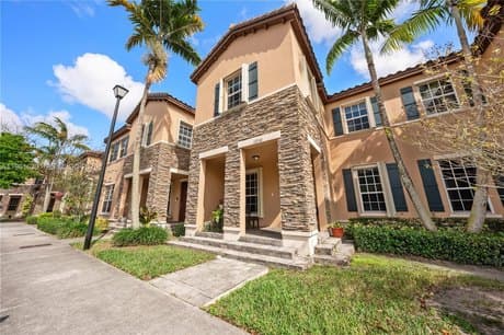 16958 SW 92nd St Unit 16958