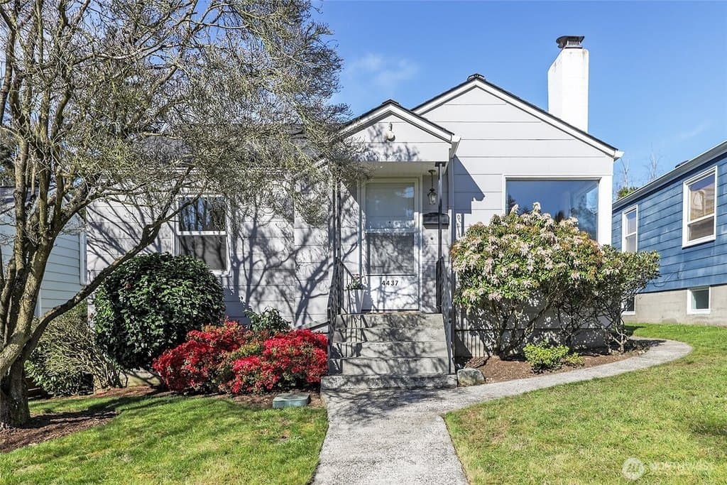 4437 47th Ave SW, Seattle
