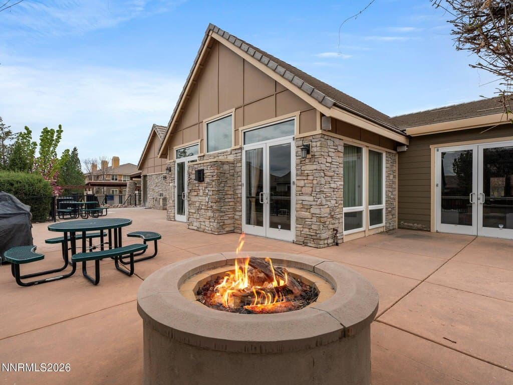 596 Costa Azul Dr, Sparks