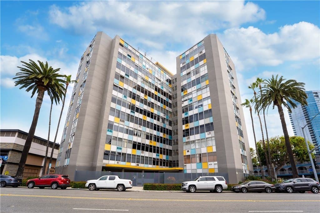 100 Atlantic Ave Apt 905, Long Beach