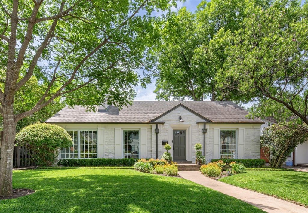 4623 S Versailles Ave, Highland Park