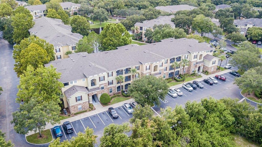 10205 Courtney Palms Blvd Apt 304, Tampa