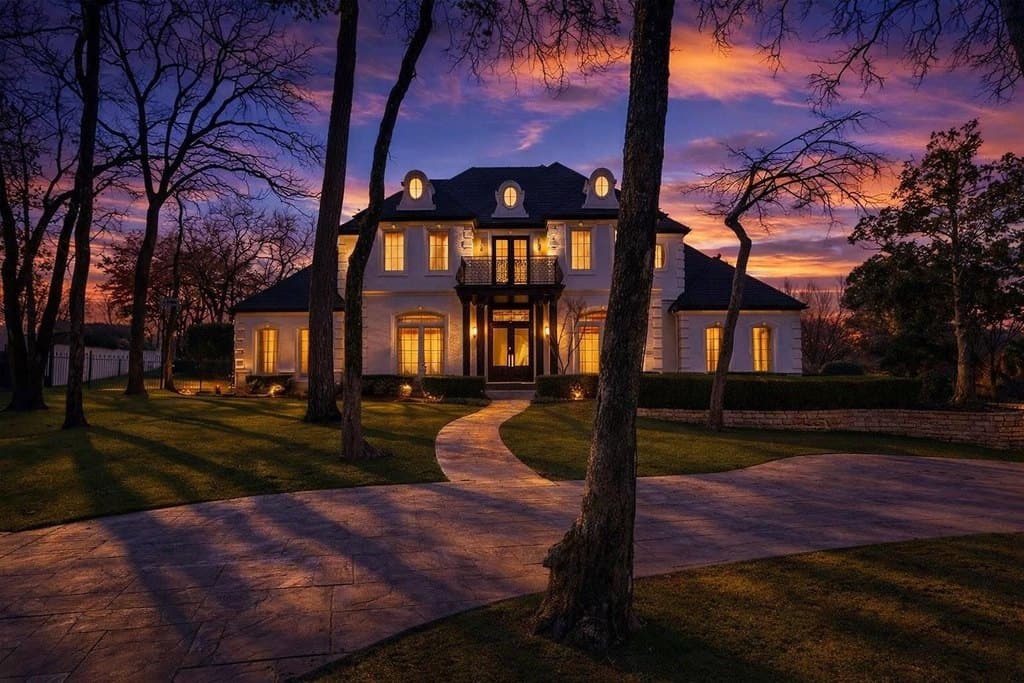 1804 Larkspur Ct, Southlake