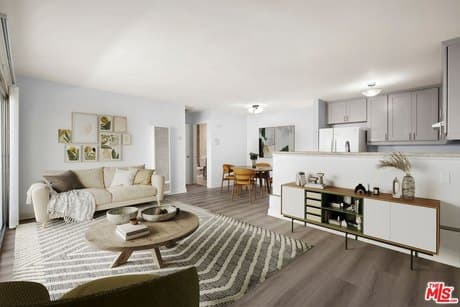 18530 Hatteras St Unit 115